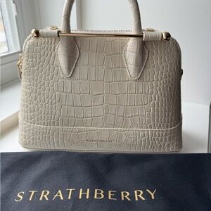 Strathberry Dome Mini